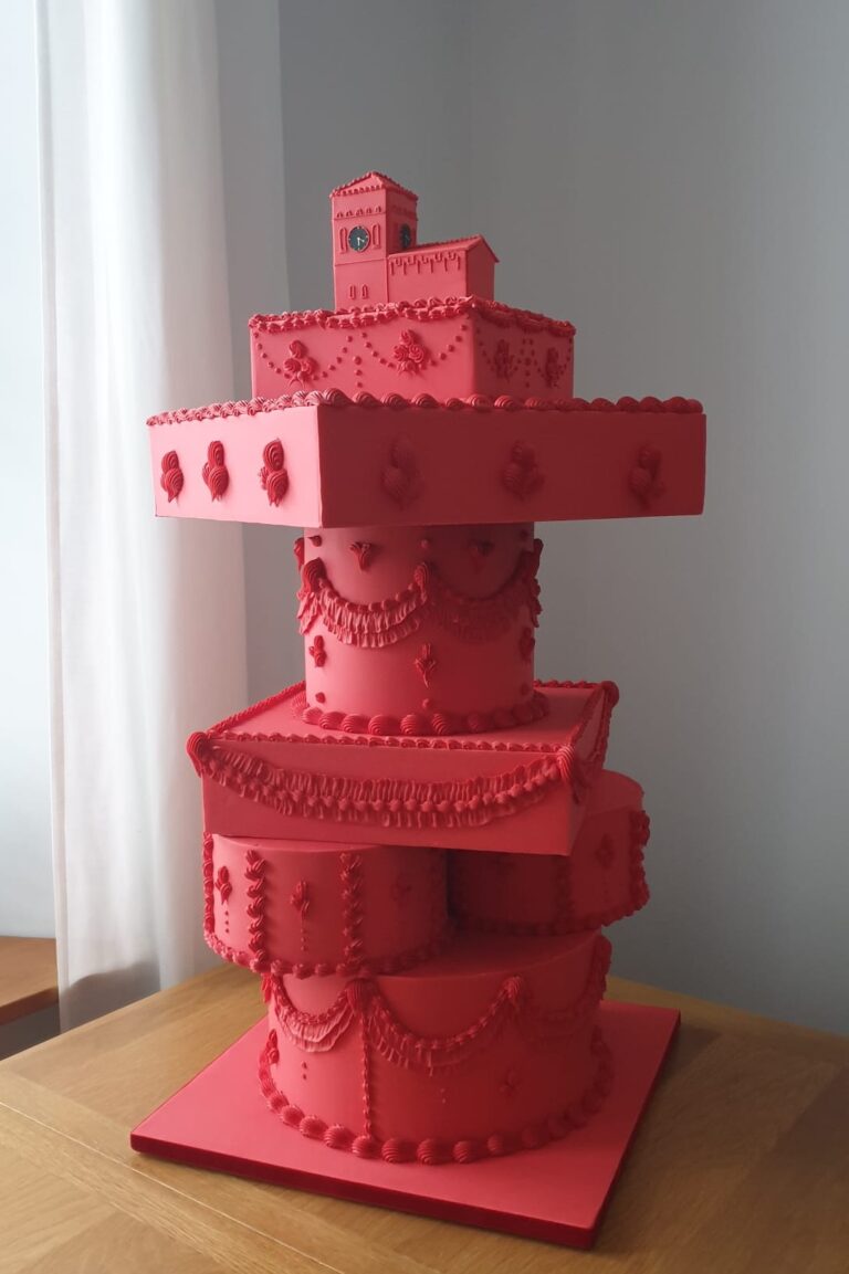 Red 6 tier vintage piped stacked wedding cake